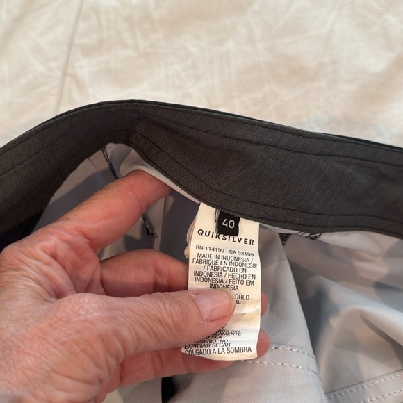 Quicksilver 🔥last chance 🔥⭐️green gray black board shorts - Picture 7 of 7